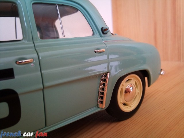 Renault Dauphine Gordini Rally Monte Carlo (6).jpg