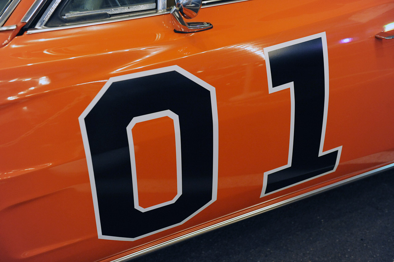 10-lee-1-dukes-of-hazzard-charger.jpg