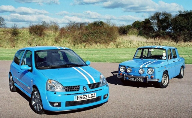 1236924590Renault-clio-gordini.jpg