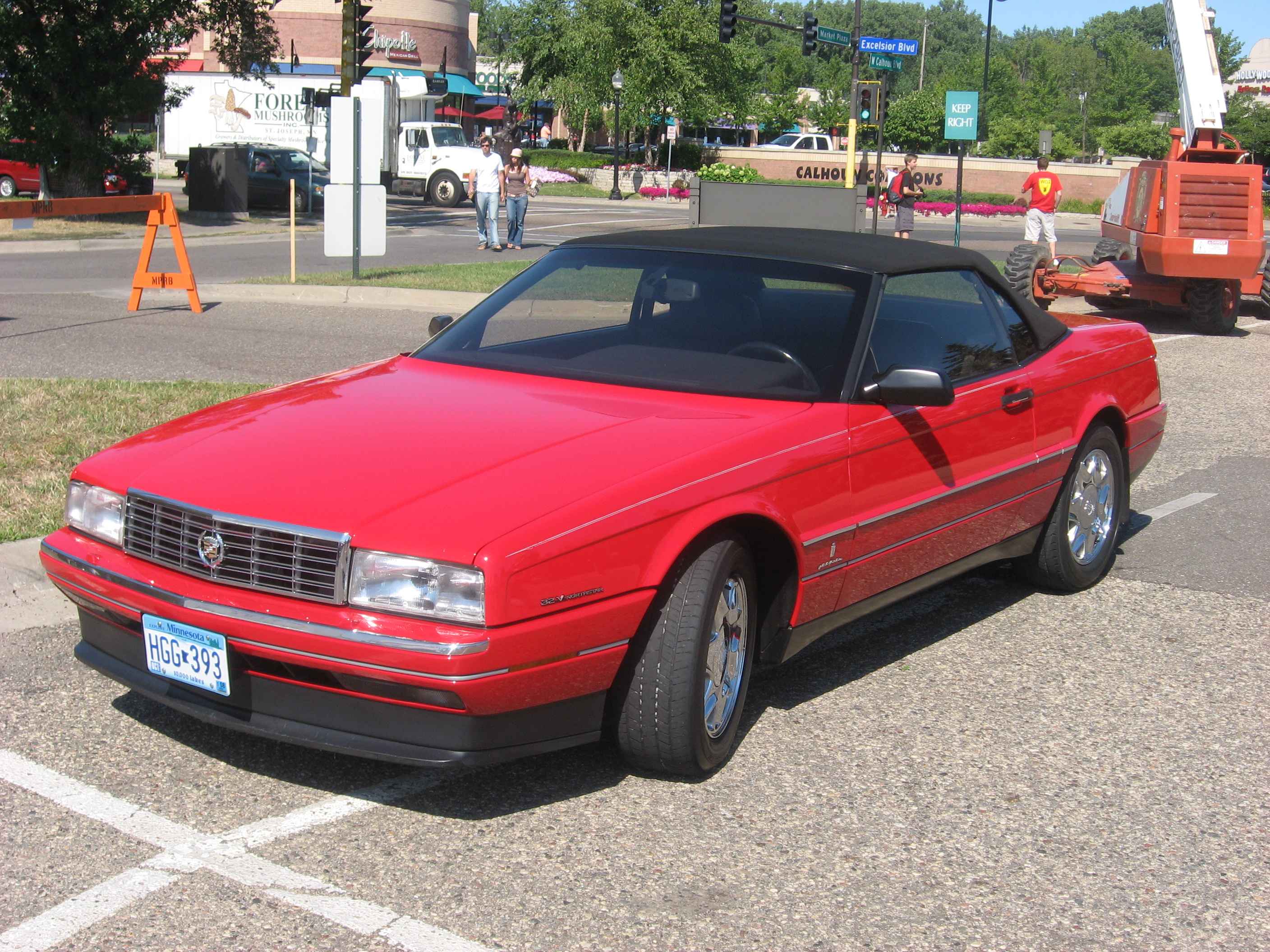 1993 Cadillac Allante.jpg