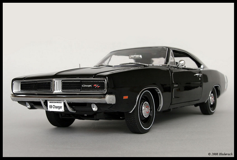 010_Dodge Charger_1969.jpg