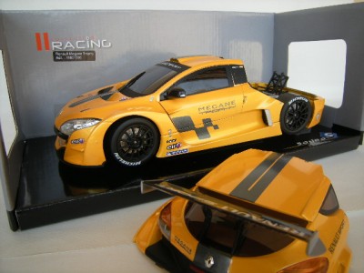 solido%20118%20010%20megane%20trophy%2020009.jpg
