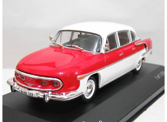 Tatra 603_02_WB.jpeg