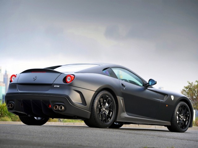 ferrari_599-gto-australia-2011_r2.jpg