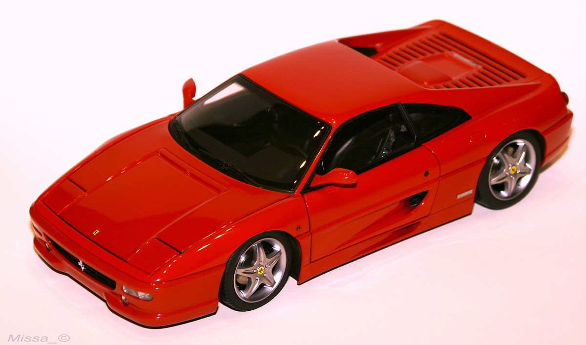 006_Kyosho_Ferrari F355.jpg