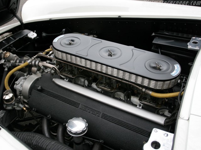 Ferrari-410-SuperAmerica_6.jpg