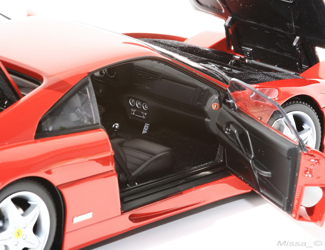 025_Kyosho_Ferrari F355_sun.JPG