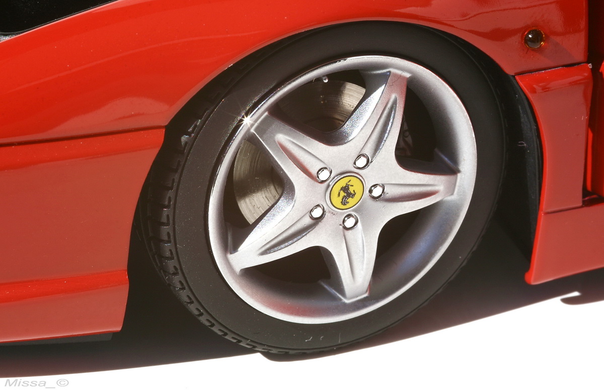 028_Kyosho_Ferrari F355_sun.jpg