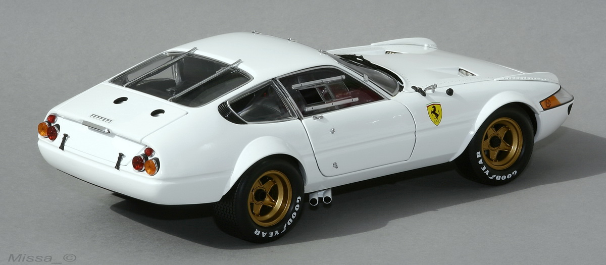 027_Kyosho_Ferrari 356 GTB4_Competizione.jpg