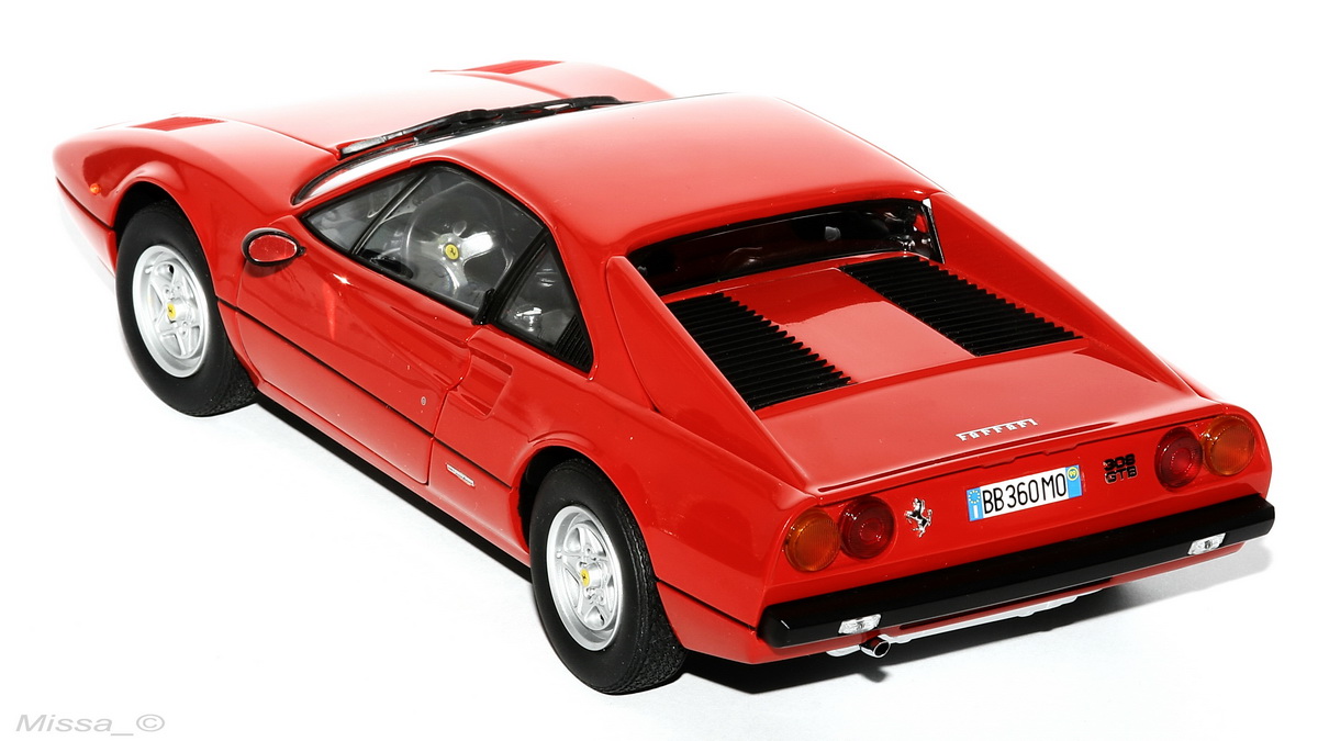 027_Kyosho_Ferrari 308 GTB.jpg