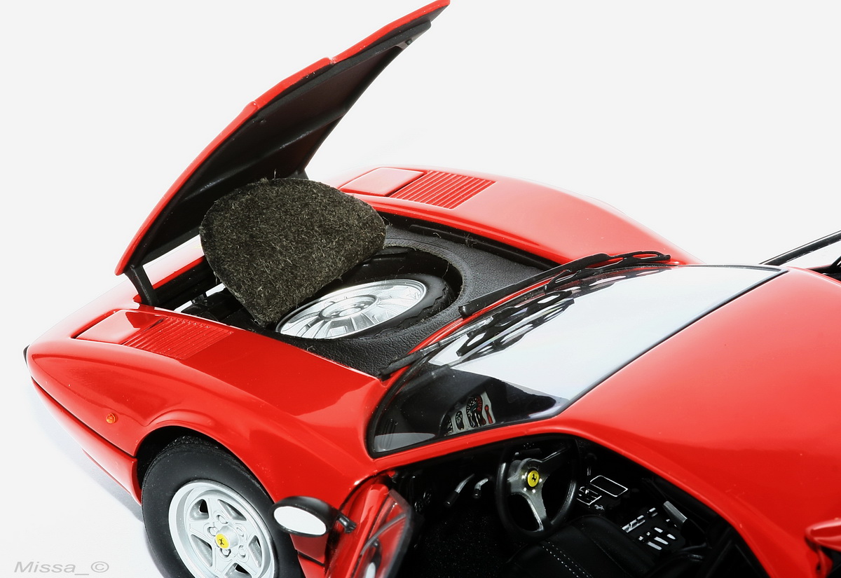 040_Kyosho_Ferrari 308 GTB.jpg