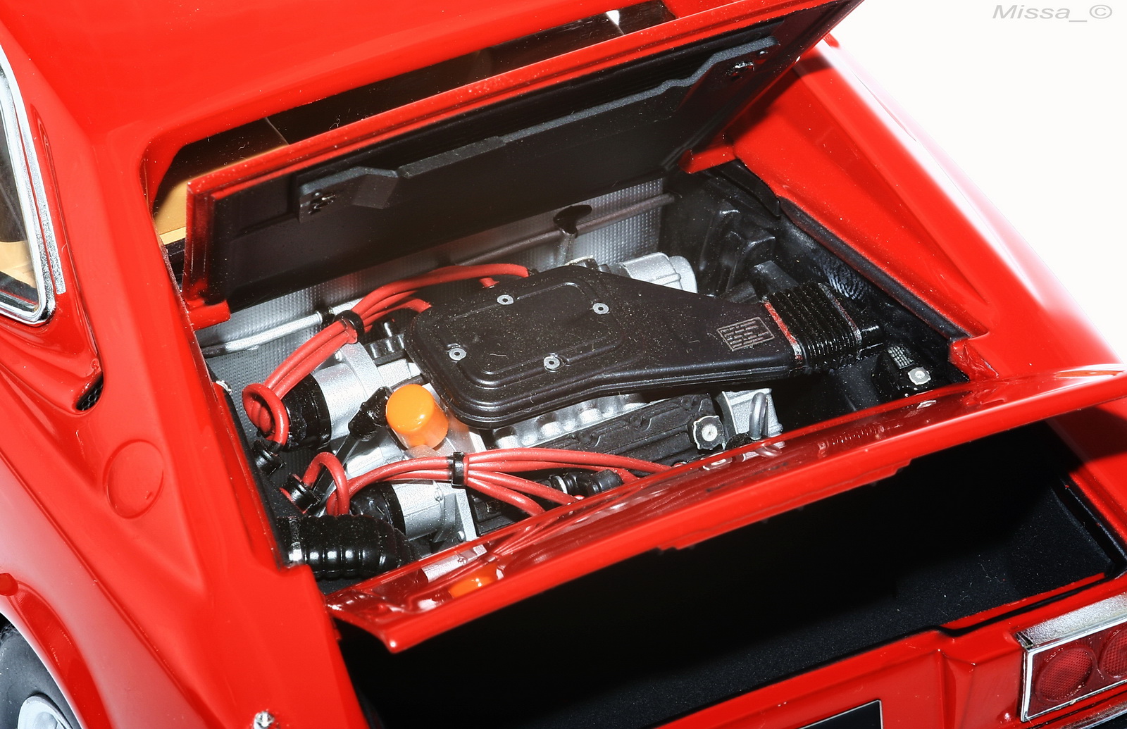 043_Elite_Ferrari 308 GT4 Dino.jpg