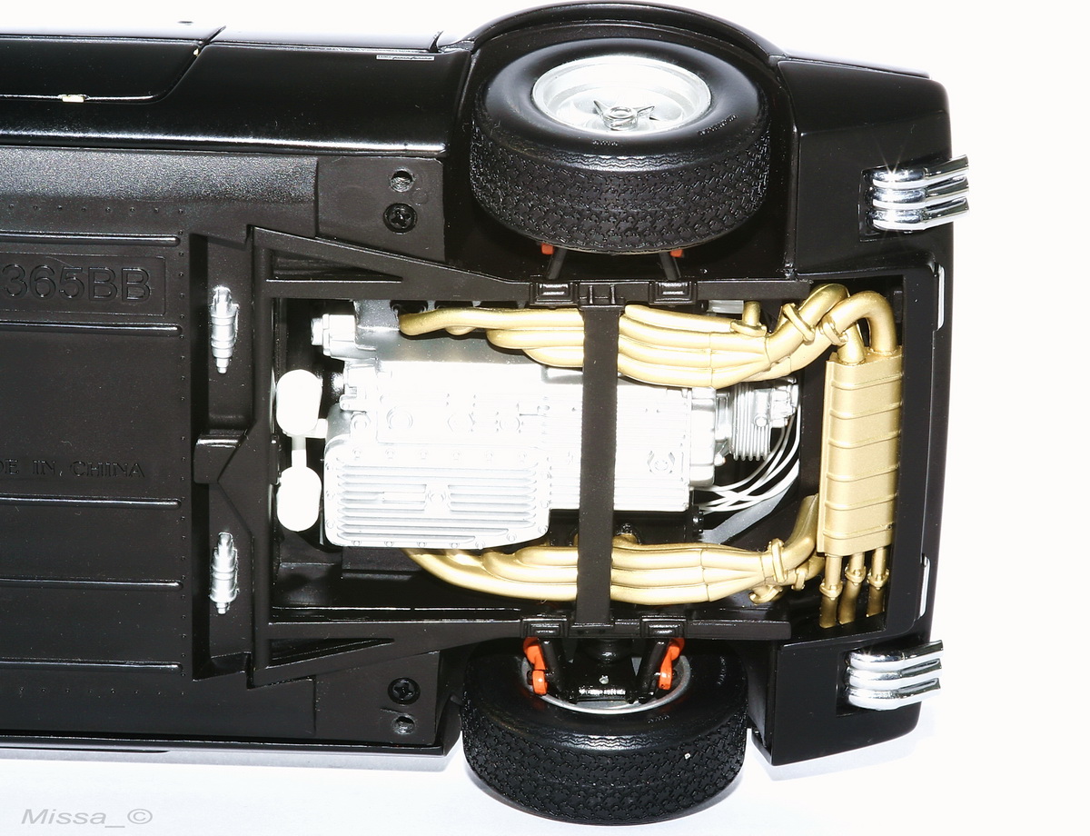 048_Kyosho_Ferrari 365 GT4_BB.JPG