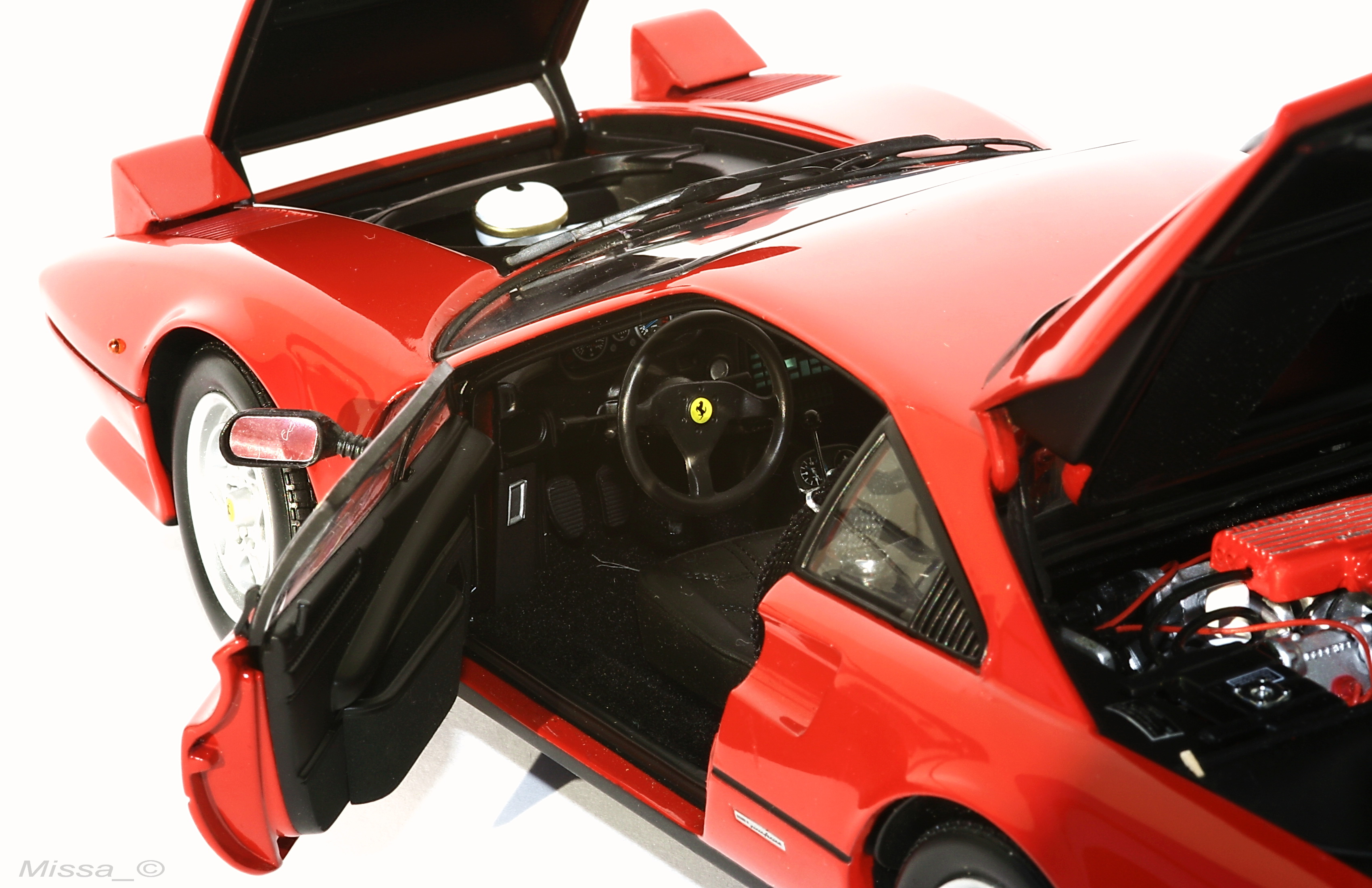 027_Kyosho_Ferrari 308 GTB QV.JPG