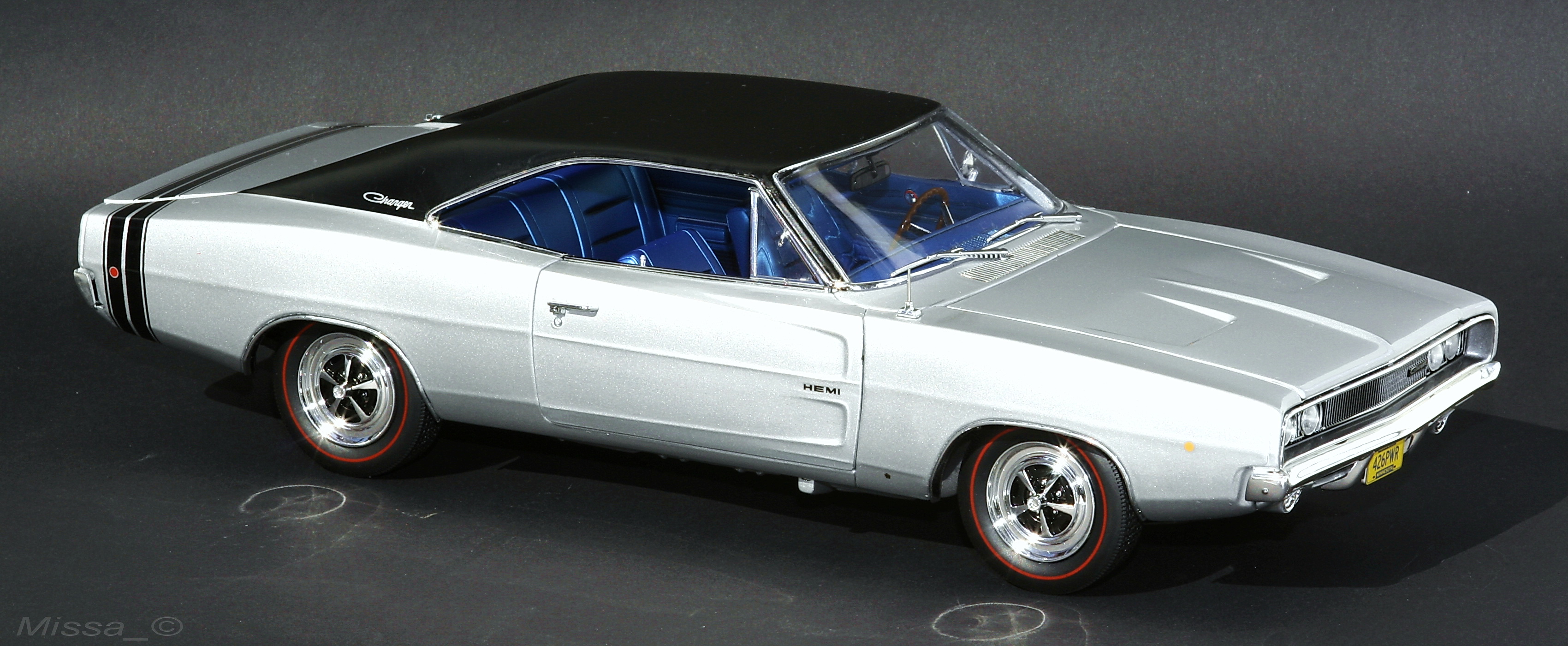 004_AW_Dodge Charger R-T 426 HEMI.JPG