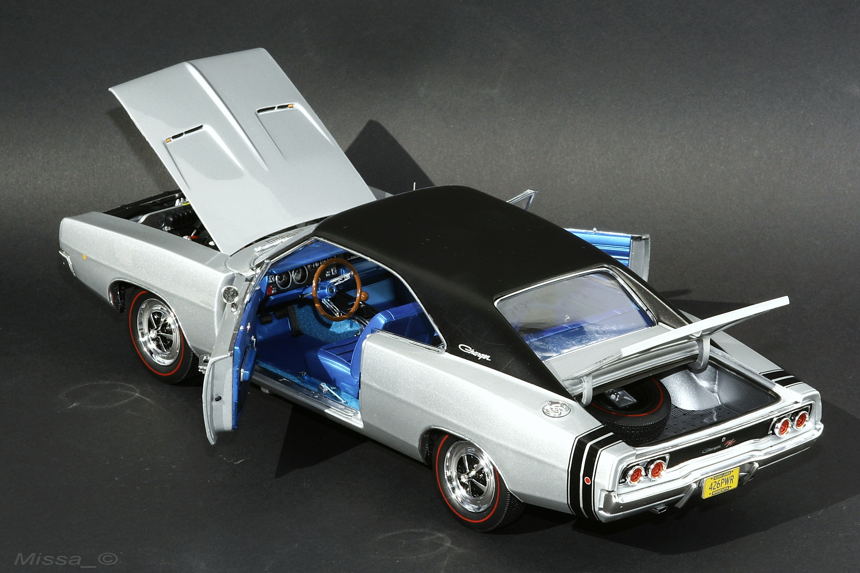 036_AW_Dodge Charger R-T 426 HEMI.JPG