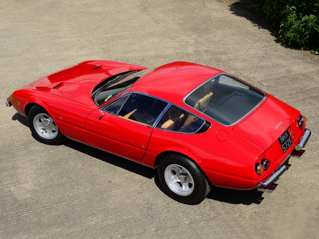 autowp.ru_ferrari_365_gtb_4_daytona_uk-spec_5.jpg