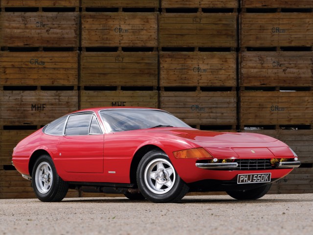 autowp.ru_ferrari_365_gtb_4_daytona_uk-spec_7.jpg