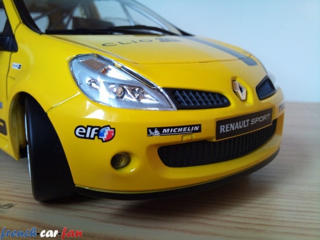 Renault Clio R.S. Cup 2009 N3 (2).jpg