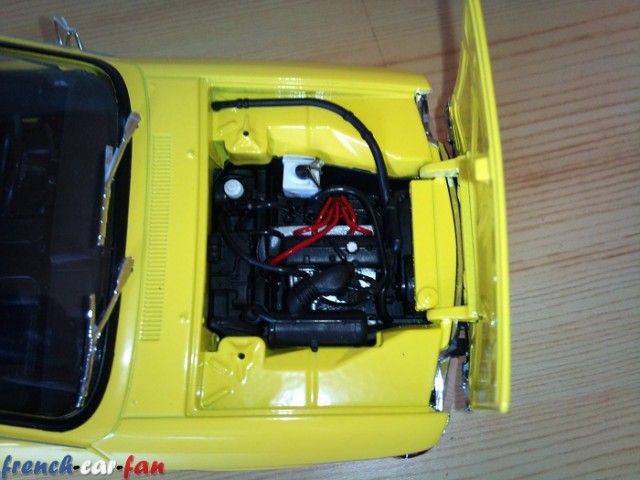 Renault R12 TS (8).jpg