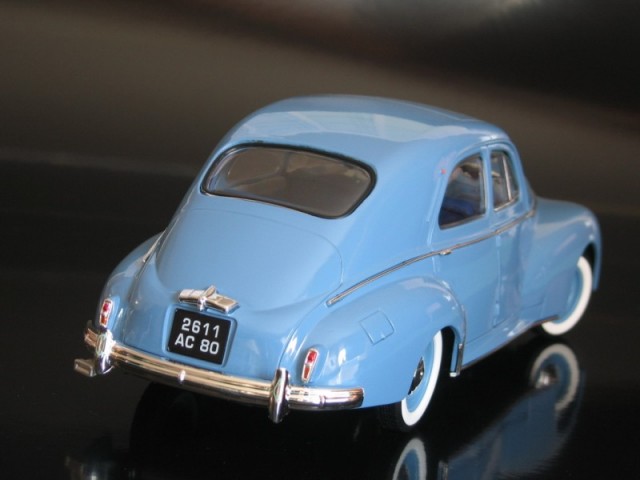 peugeot-203-1954-002.jpg