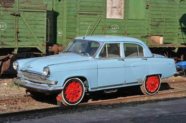 Drezina Volga M2101.jpg