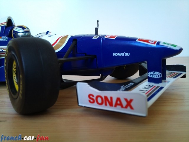 Williams Renault FW18 (2).jpg