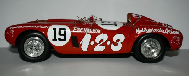 Hát nem egy túl bonyolított forma, az már biztos!