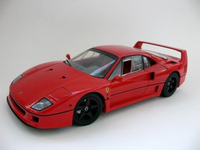 Kyosho - Ferrari F40 Light Weight