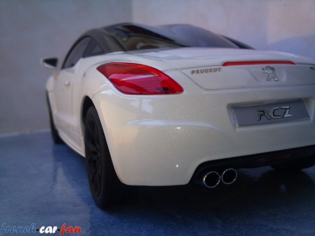 Peugeot 308 RCZ (9).jpg