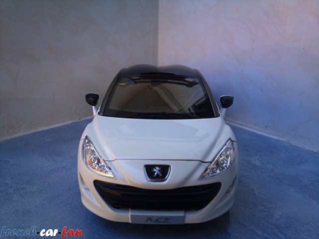 Peugeot 308 RCZ (1).jpg