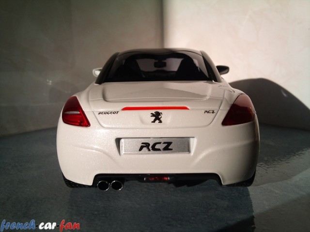 Peugeot 308 RCZ (2).jpg