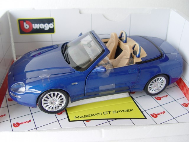 MaseratiGTSpyderblue.jpg