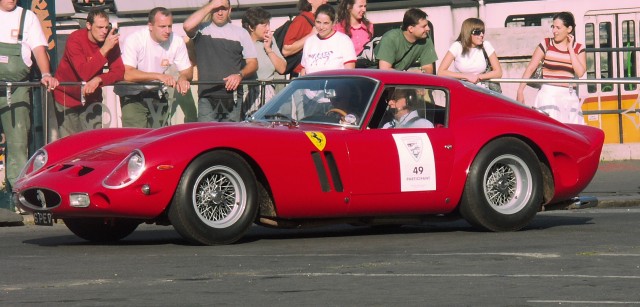 Ferrari 250 GTO '62 (1).jpg