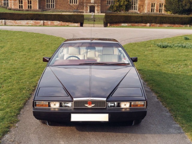 Aston_Martin-Lagonda_1976_1600x1200_wallpaper_04.jpg