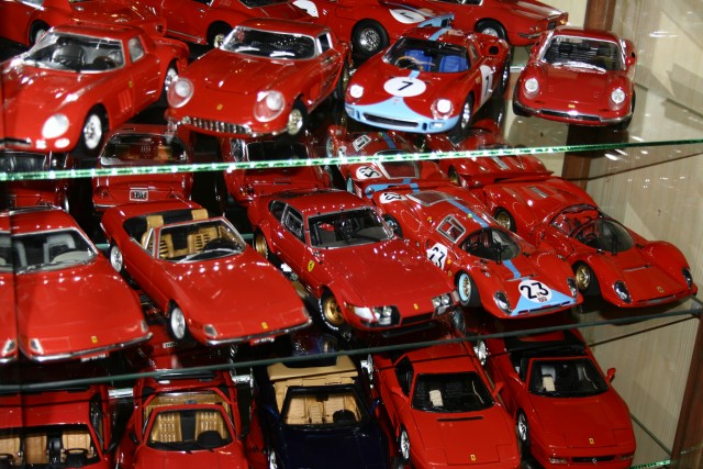 _MG_2879.JPG (3.04 MiB) Megtekintve 3131 alkalommal Jouef Evolution - Ferrari 330 P4 (1967)