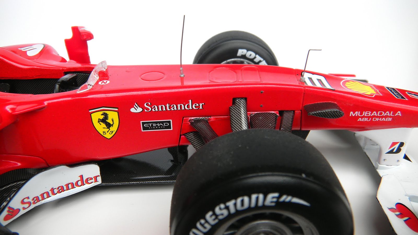 Ferrari F10_07.JPG