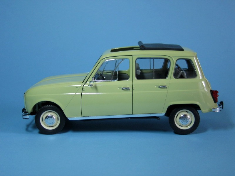 renault-4L-1964-003.jpg