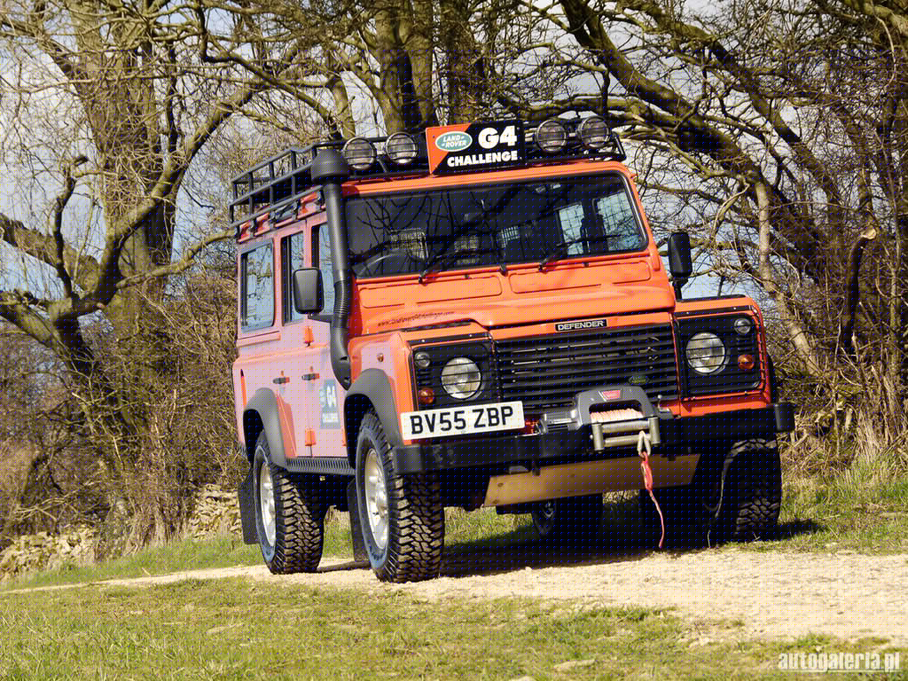 land_rover_defender_g4_110_2003_01_s.jpg