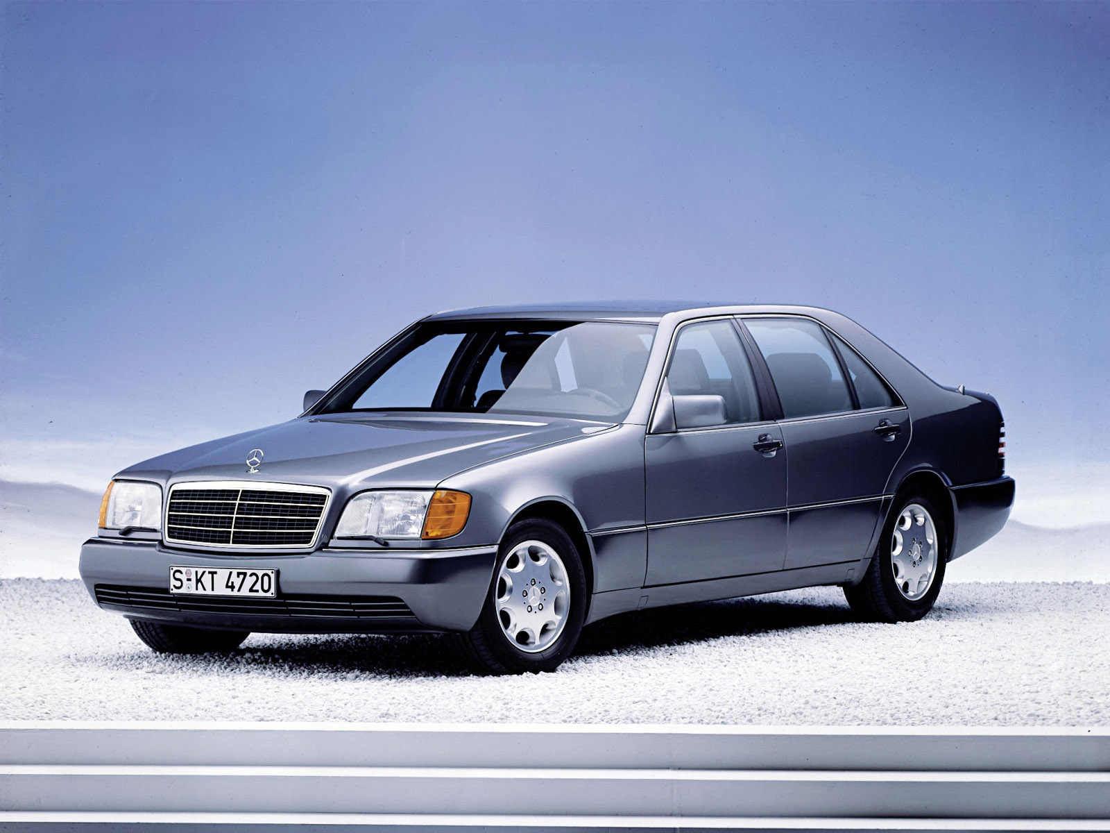 mercedes_500sel-w140-1991-93_r1.jpg