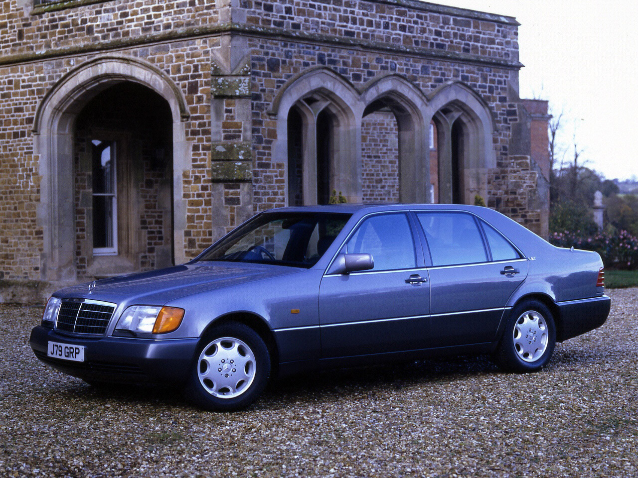 mercedes_600sel-uk-w140-1991-92_r2.jpg