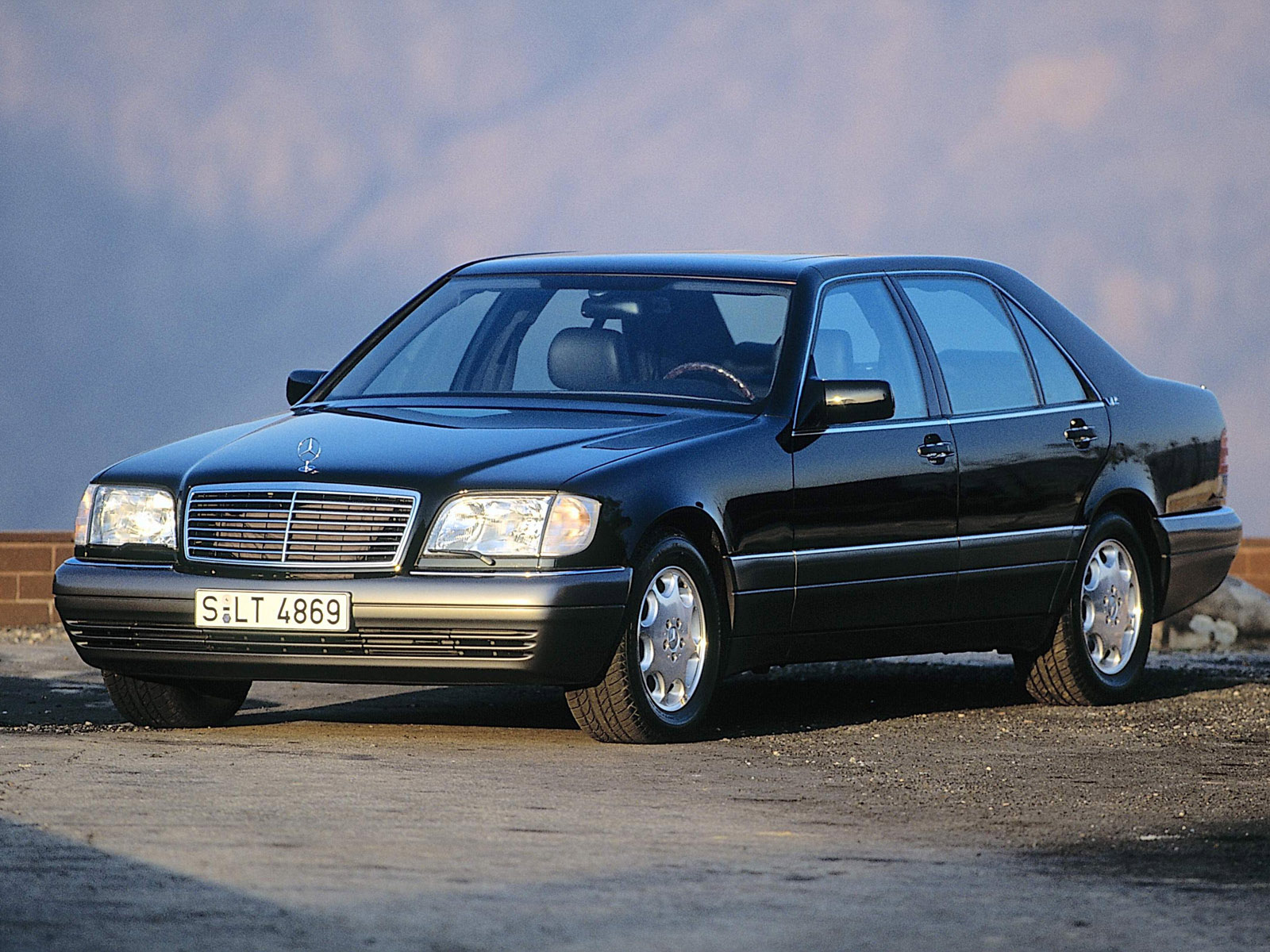 mercedes_s600-w140-1993-98_r5.jpg