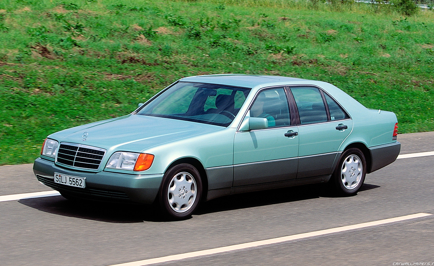 Mercedes-Benz-S-class-w140-1920x1080-010.jpg