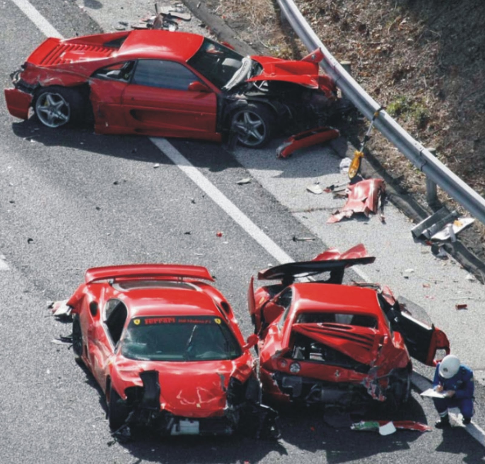 world most expensive car crash 05.jpg