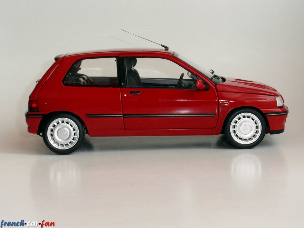 Clio 16S 4.JPG