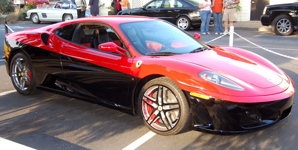 Ferrari_F430_red_black_2_tone_by_Partywave.jpg