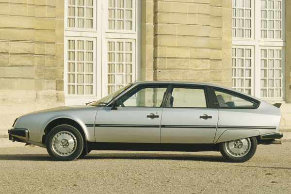 1974-89_Citroen_CX_02.jpg
