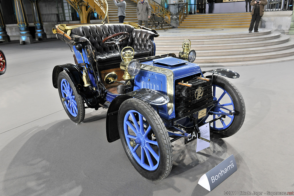 1902 Panhard et Levassor 7CV Bicylindre Clément-Rothschild Voiturette.jpg