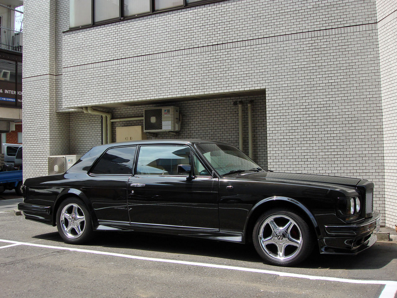 1998 Hooper Bentley Turbo R 2 Door Widebody Special_2.jpg