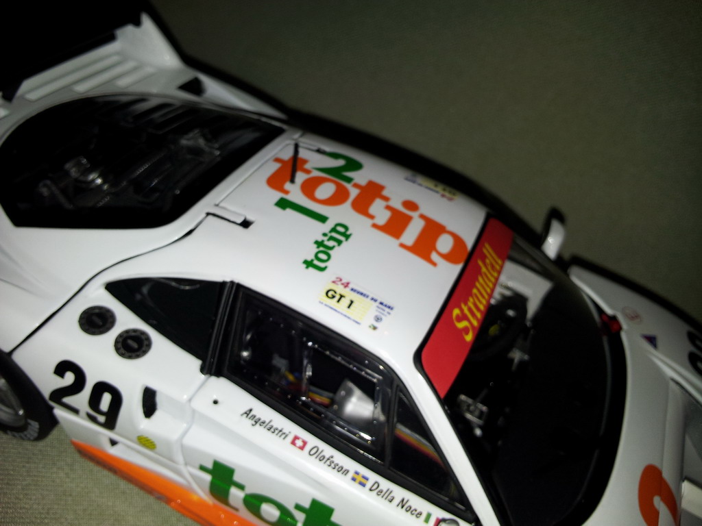 F40LM11.jpg